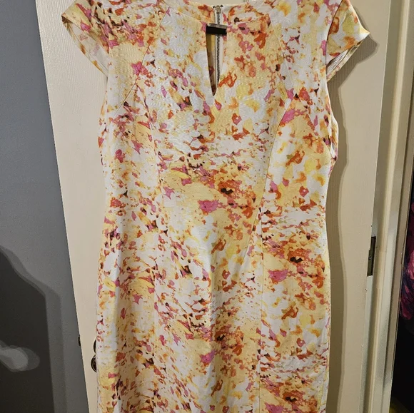 Calvin Klein sheath - Picture 2 of 8